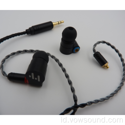 Earphone / Earbud Resolusi Tinggi dengan Kabel Yang Dapat Dilepas